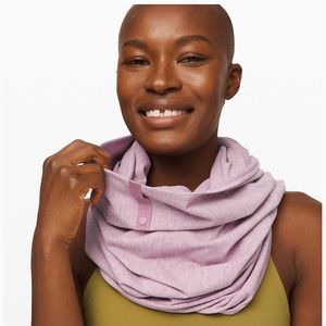 LuluLemon vinyasa scarf